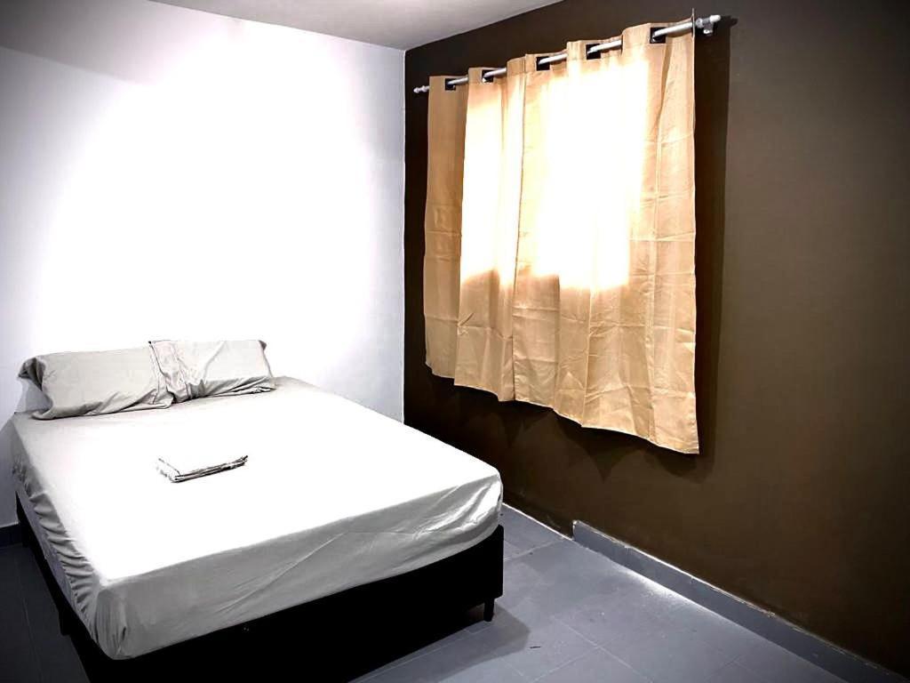 Diadema Galeria 124 Hostel מראה חיצוני תמונה